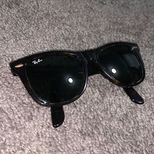 Ray ban sunglasses
